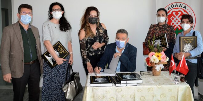 Doç. Dr. Ali İhsan Ökten, ‘Mitoloji ve Tıp’ Kitabını İmzaladı